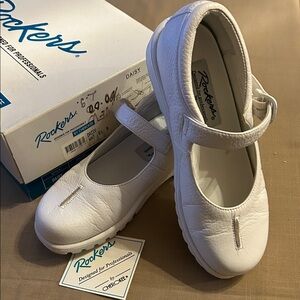 Rockers by Cherokee leather shoes
